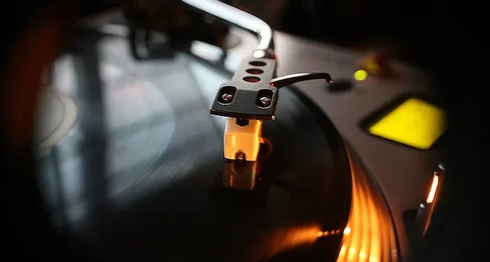 Time to spin the black circle once again!