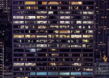 How a data culture drives better decision making & customer centricity