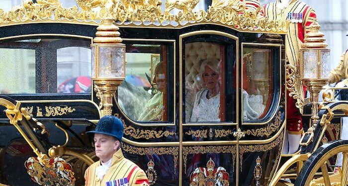 Seven Days on Twitter: Fairy tales and other news