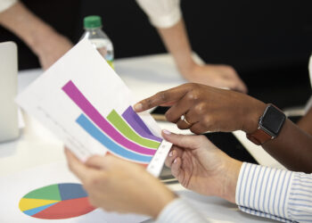 Data overlay and the moveable middles