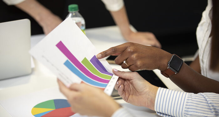 Data overlay and the moveable middles