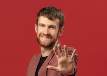 5FM breakfast host Dan Corder resigns