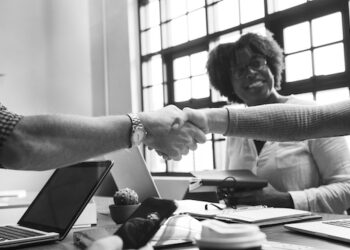 Closer collaboration between creative and media agencies essential