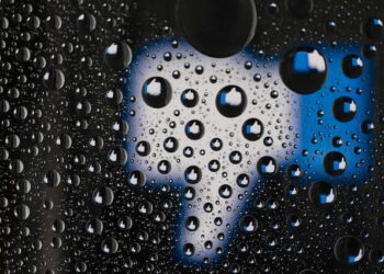 We are now part of the Face(book)less people