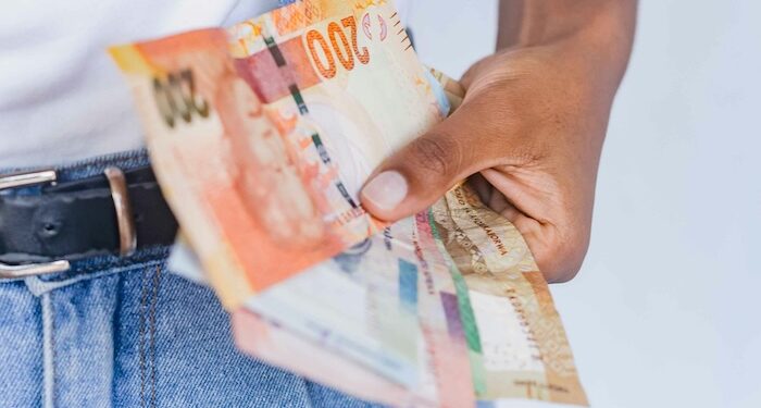 Seven Days on Social Media: From school crashes to Davos, a study in dysfunction