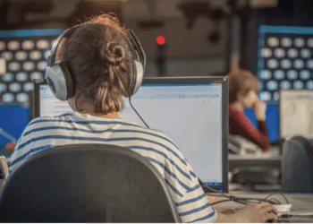 The relentless cycle of violent news is leading to trauma for journalists,