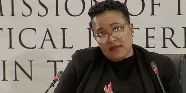 Seven Days on Social Media: The #DirtyDozen