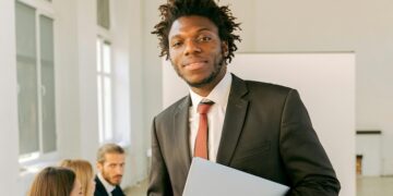 How to make a lasting impression during your internship