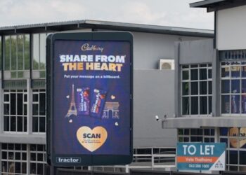 When billboards become love letters