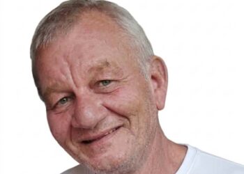 Radio favourite Manie Kitching makes his long-awaited return to Bloemfontein on Rosestad 100.6FM