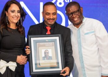 ednews.africa’s Edwin Naidu wins Nat Nakasa Award for fearless education reporting