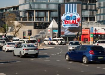 The smartest digital out-of-home plans combine share of voice and programmatic buying