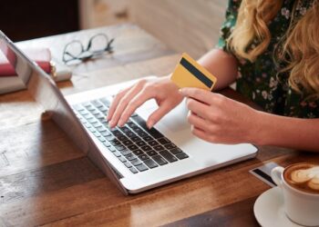 Trust key to converting online browsers into buyers, study finds